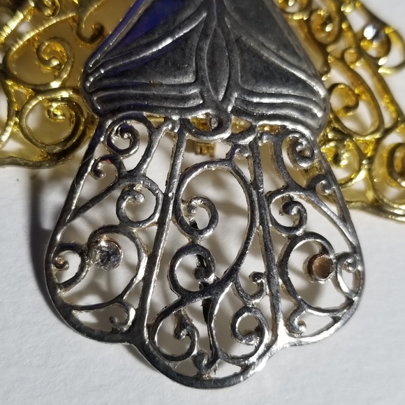 Filigree angel brooch gold tone silver tone guardian pin - Picture 4 of 10